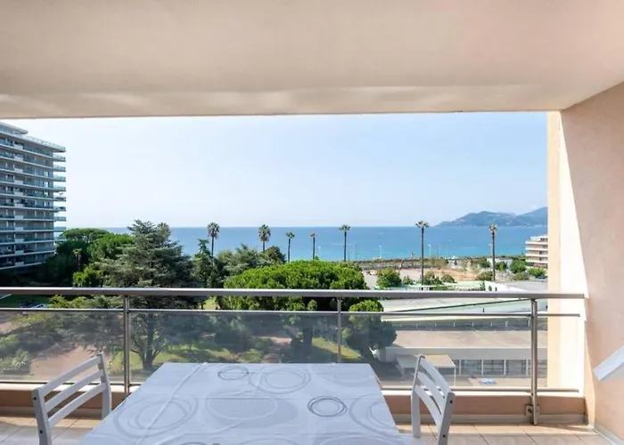 Apartment C009-duplex Avec Vue Sur Et Piscine *