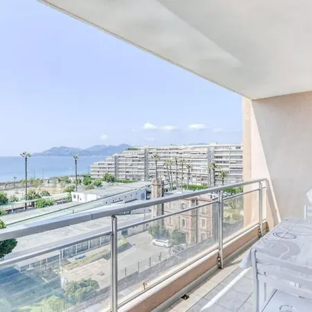 Apartment C009-duplex Avec Vue Sur Et Piscine *